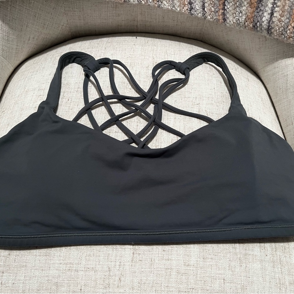 Lululemon bra size 12